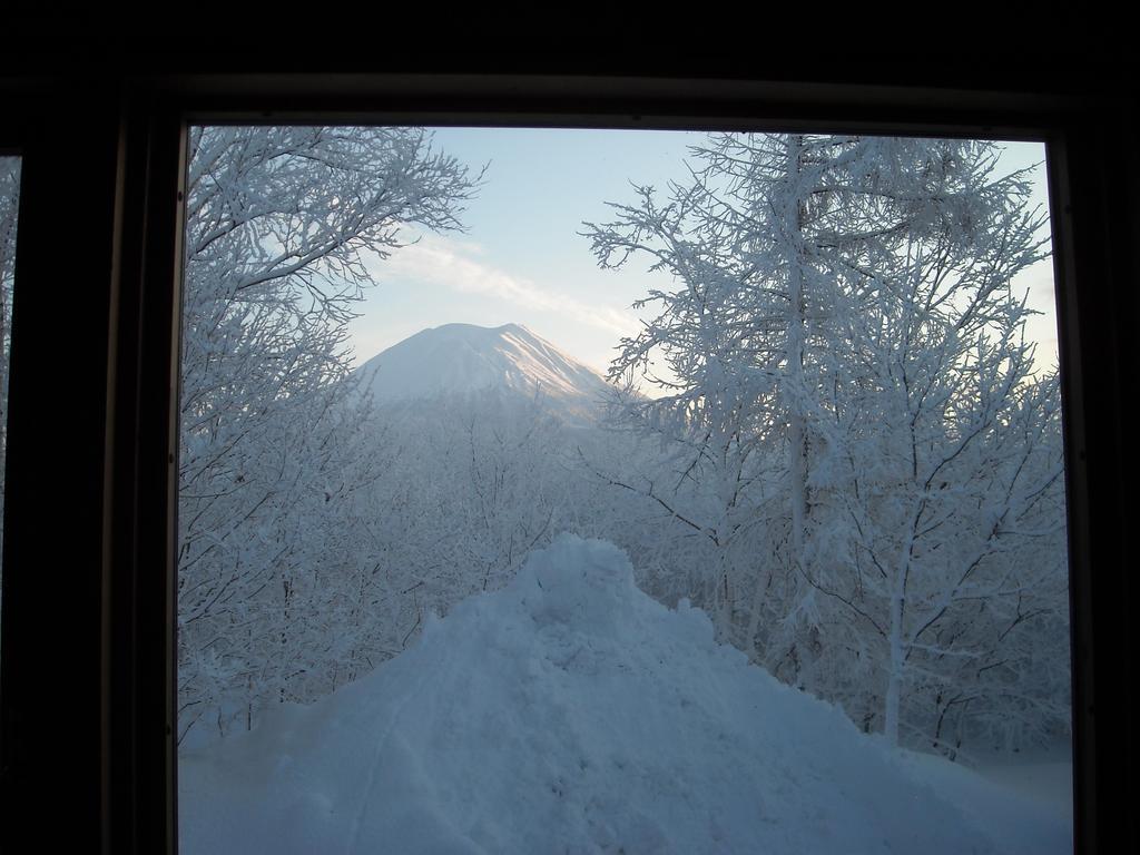 Niseko Shirokuma Cottage Номер фото